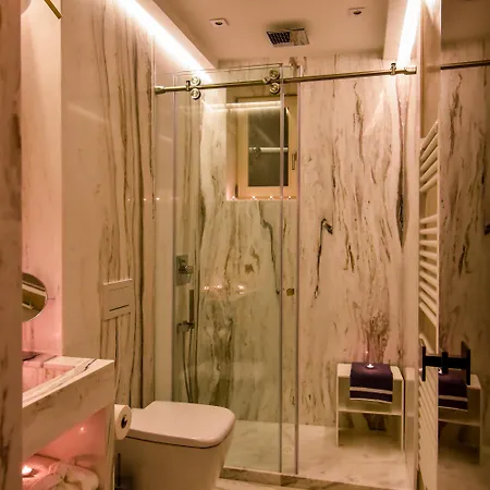 Πανσιόν Consolato Boutique