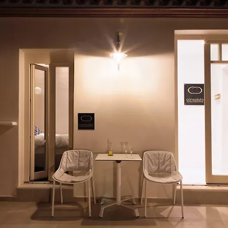 Consolato Boutique Πανσιόν 4*