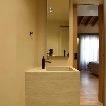 Consolato Boutique Guest house 4*