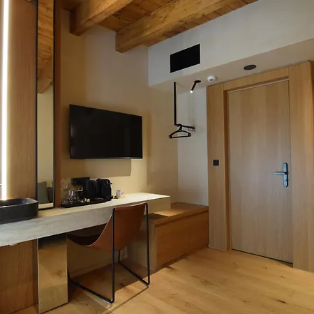 Guest house Consolato Boutique 4*