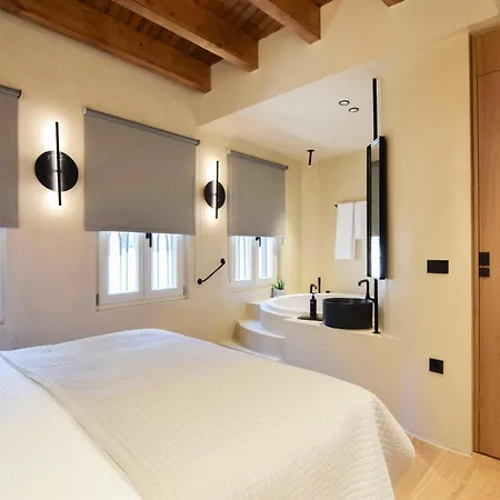 Consolato Boutique 4*