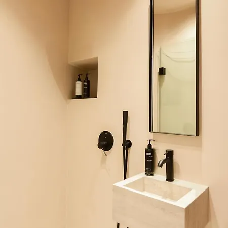 Πανσιόν Consolato Boutique