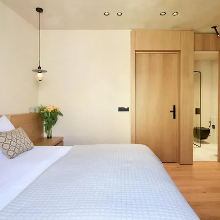 Consolato Boutique 4*
