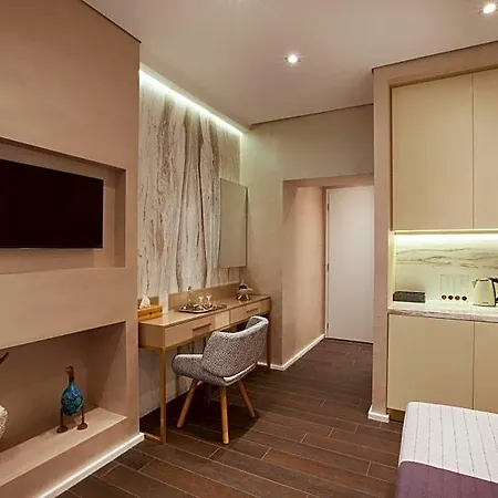 Consolato Boutique 4*