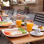 Consolato Boutique Pensionat 4*