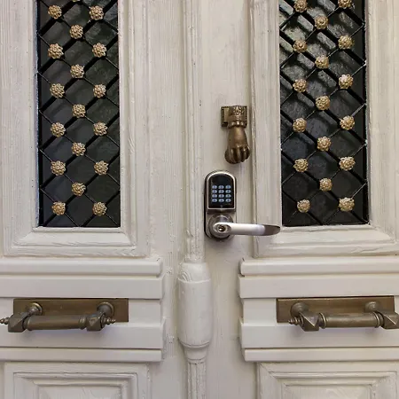 Consolato Boutique 4*