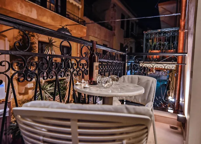 Consolato Boutique 4* ハニア